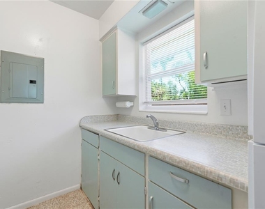 1751 6th Street - Photo Thumbnail 9