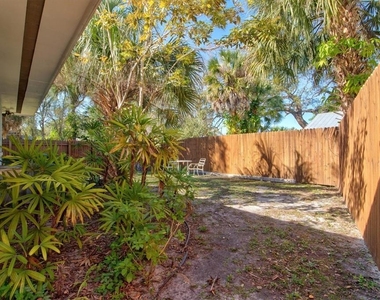 1751 6th Street - Photo Thumbnail 28