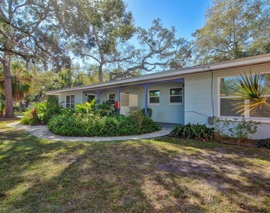 1751 6th Street - Photo Thumbnail 2