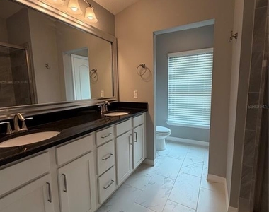 7001 Interbay Boulevard - Photo Thumbnail 37