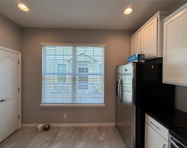7001 Interbay Boulevard - Photo Thumbnail 14