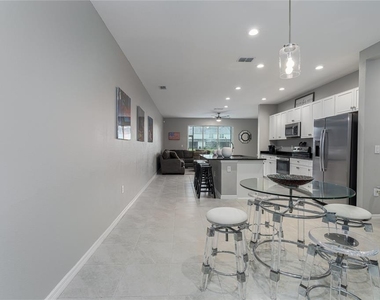 8518 Canyon Creek Trail - Photo Thumbnail 3
