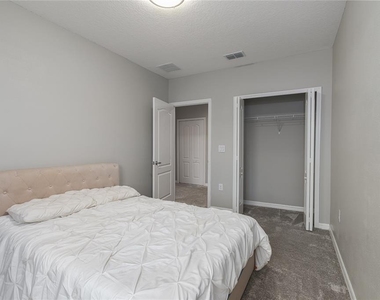 8518 Canyon Creek Trail - Photo Thumbnail 11