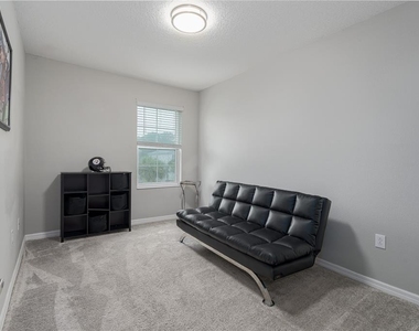 8518 Canyon Creek Trail - Photo Thumbnail 12
