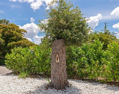1034 N 22nd Street - Photo Thumbnail 61