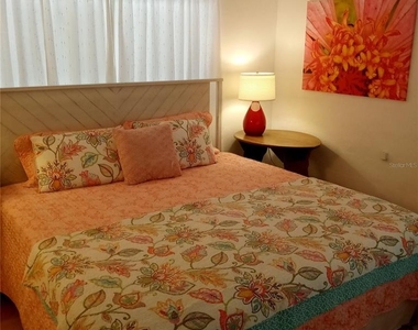1034 N 22nd Street - Photo Thumbnail 30