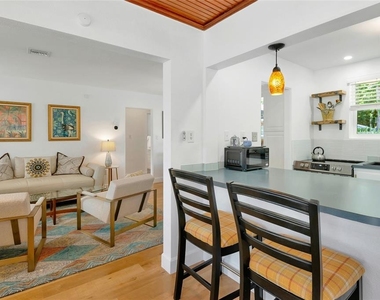 1034 N 22nd Street - Photo Thumbnail 12