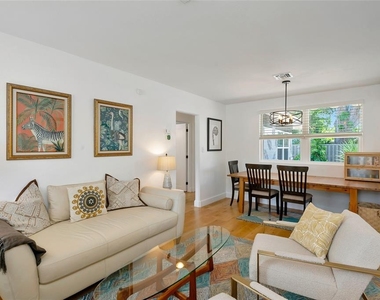 1034 N 22nd Street - Photo Thumbnail 8