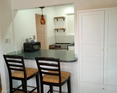 1034 N 22nd Street - Photo Thumbnail 13