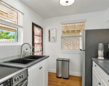1034 N 22nd Street - Photo Thumbnail 18