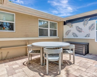1034 N 22nd Street - Photo Thumbnail 25