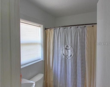 613 Shore Road - Photo Thumbnail 6