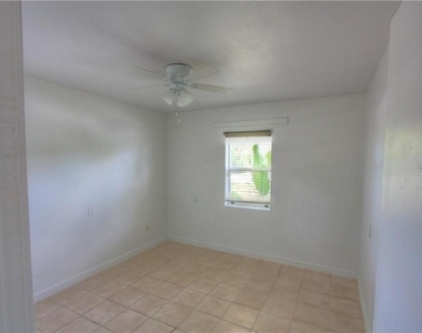 613 Shore Road - Photo Thumbnail 5
