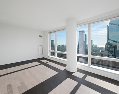 40th St & 10th Avenue - Photo Thumbnail 5