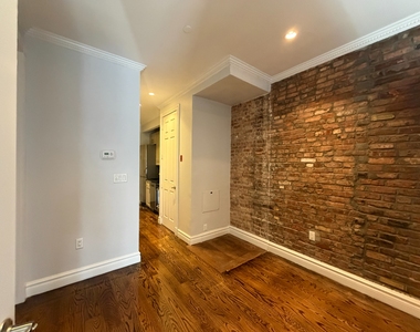202 East 13th Street - Photo Thumbnail 10
