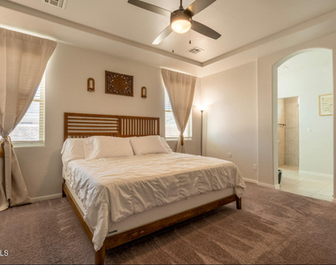 1056 Summer Breeze Place - Photo Thumbnail 14