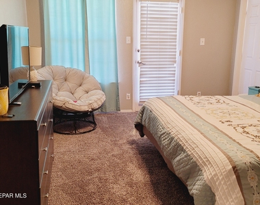 7401 Plaza Taurina Drive - Photo Thumbnail 14