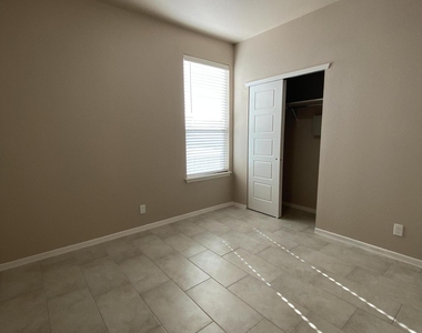 245 Malta Street - Photo Thumbnail 15