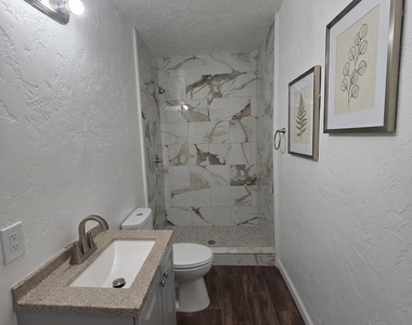 363 Ontiveros Street - Photo Thumbnail 10