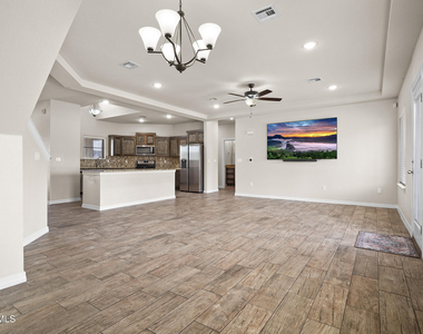 618 Rafael Marmolejo Street - Photo Thumbnail 20