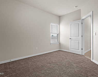 618 Rafael Marmolejo Street - Photo Thumbnail 16