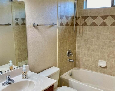 7334 Prickley Pear Drive - Photo Thumbnail 21