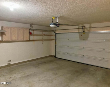 7334 Prickley Pear Drive - Photo Thumbnail 27