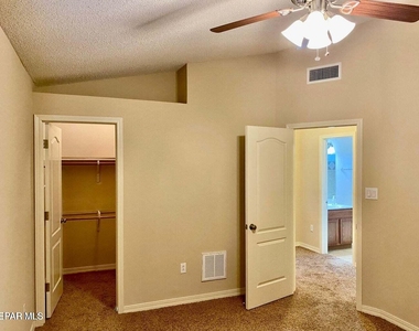 7334 Prickley Pear Drive - Photo Thumbnail 24