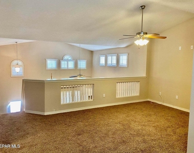 7334 Prickley Pear Drive - Photo Thumbnail 18