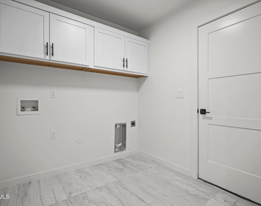 3977 Surmise Street - Photo Thumbnail 8