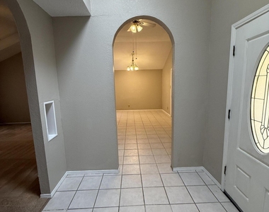 741 Villa Vanessa Drive - Photo Thumbnail 1