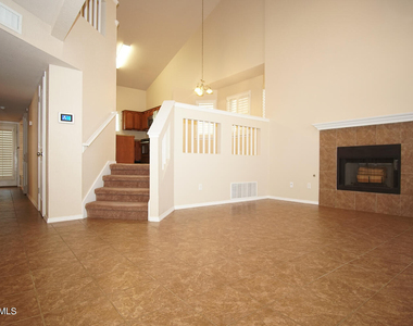 7133 Mesquite Tree Lane - Photo Thumbnail 2