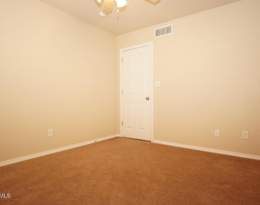 7133 Mesquite Tree Lane - Photo Thumbnail 5