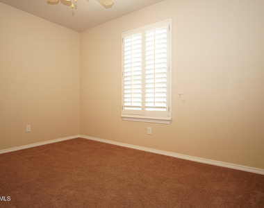 7133 Mesquite Tree Lane - Photo Thumbnail 9