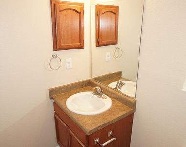 7133 Mesquite Tree Lane - Photo Thumbnail 7