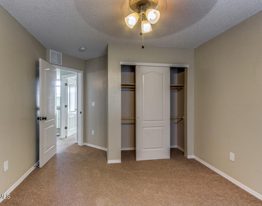 11296 Bullseye Street - Photo Thumbnail 25
