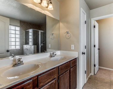 11296 Bullseye Street - Photo Thumbnail 17