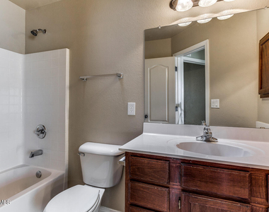 11296 Bullseye Street - Photo Thumbnail 22