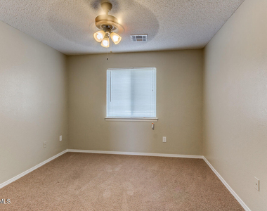 11296 Bullseye Street - Photo Thumbnail 23