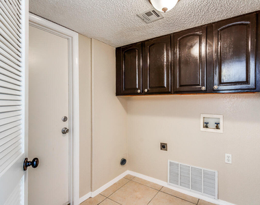 900 Tecate Place - Photo Thumbnail 16