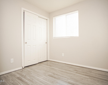 411 Dodge Road - Photo Thumbnail 6