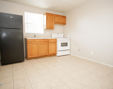 411 Dodge Road - Photo Thumbnail 2