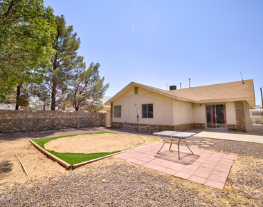 3404 Rosinie Rose Place - Photo Thumbnail 20