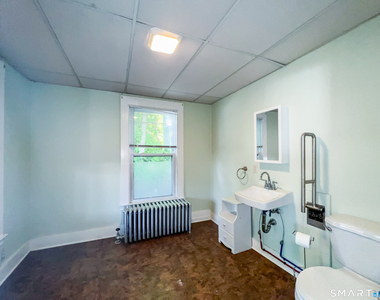 58 Shore Drive - Photo Thumbnail 15