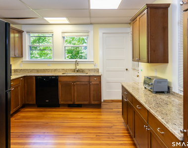 58 Shore Drive - Photo Thumbnail 8
