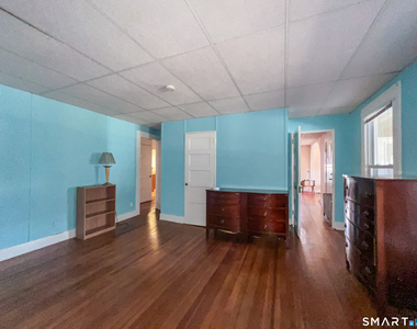 58 Shore Drive - Photo Thumbnail 16
