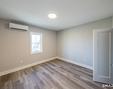 783 Kings Highway - Photo Thumbnail 8