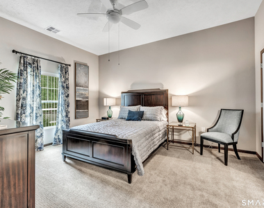 101 Oakview Drive - Photo Thumbnail 4