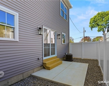 348 Halley Avenue - Photo Thumbnail 31