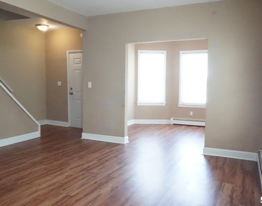 136 Sherman Street - Photo Thumbnail 5
